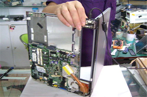 九宮格專注中小企業(yè)網(wǎng)絡(luò)營銷，攜手蜀興創(chuàng)電腦技術(shù)服務(wù)公司共拓互聯(lián)網(wǎng)銷售新篇章